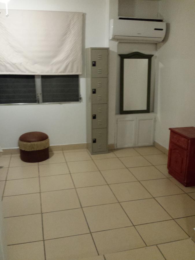 Hostal Aqui Me Quedo سان بيدرو سولا المظهر الخارجي الصورة